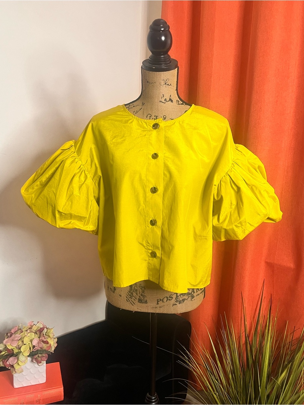Puff-Sleeve Button-Front Women's Top